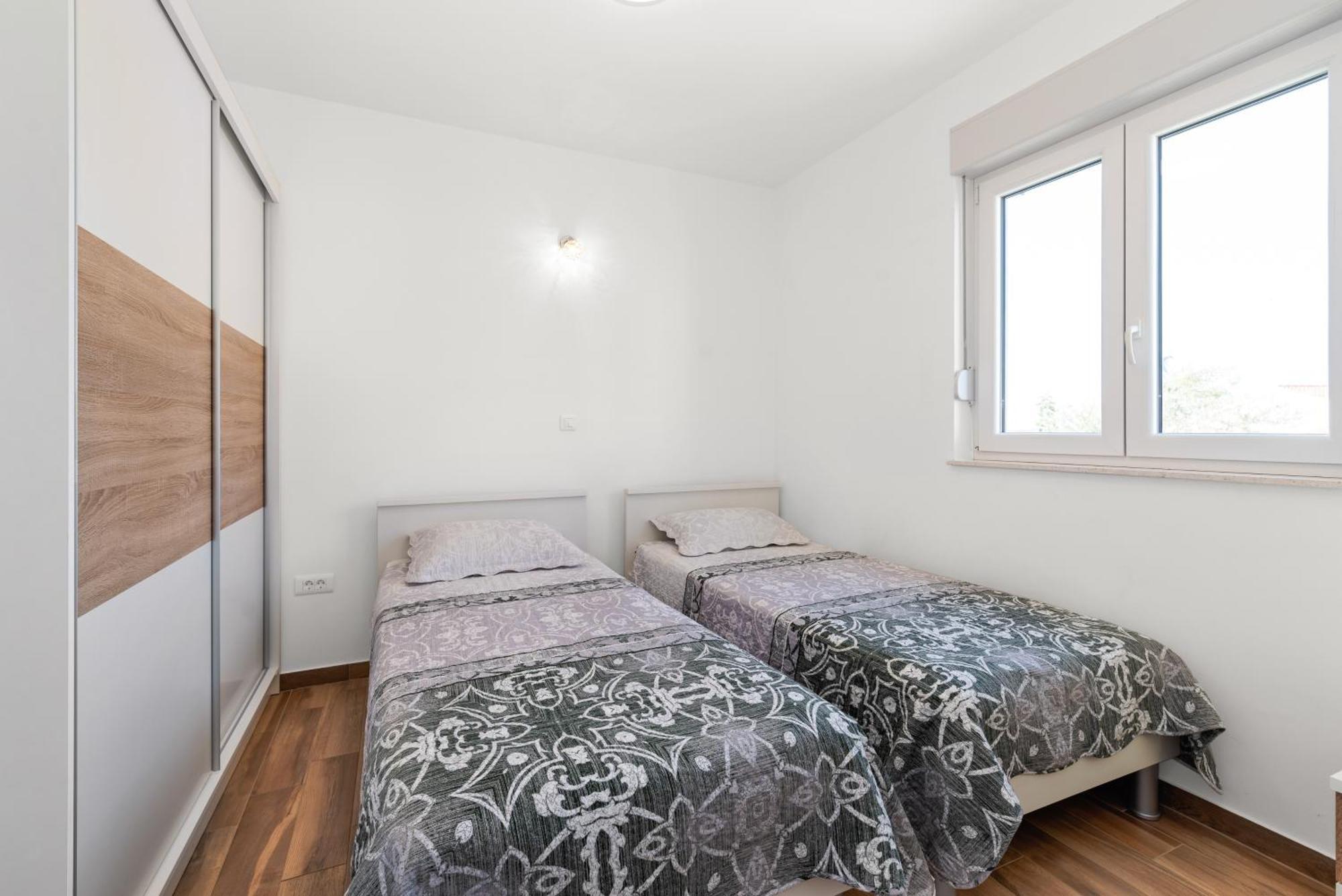 Apartments Boomerang Rogoznica  Extérieur photo